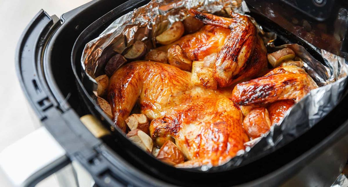Come preparare una deliziosa ricetta di cosce di pollo con la friggitrice ad aria