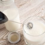 Come montare il latte senza montalatte